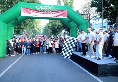 Meriahkan Hari Bhayangkara ke 79 Kapolda NTB Lepas Ribuan Peserta Jalan Santai di Mataram