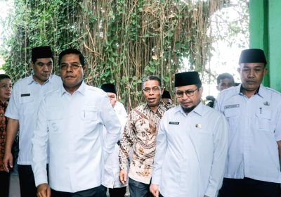 Bupati Lotim Puji Inisiatif Swadaya Pembangunan Kelas di SMPN 1 Aikmel