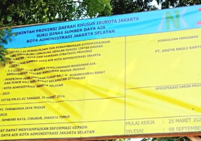 Diduga Pekerjaan Pemeliharaan Turap Kali Jalan Minangkabau Barat dan Timur Kali Baru Barat Setiabudi Salahi Aturan
