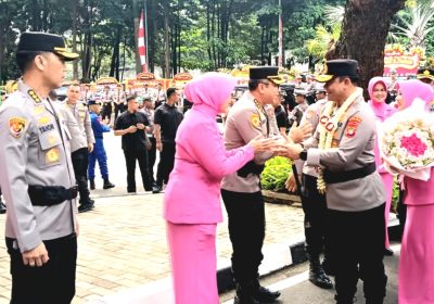 Pejabat Polda Metro Sambut Kapolda Baru Irjen Pol Asep Edi Suheri