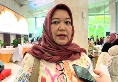 Ketua Komisi D DPRD DKI Jakarta Yuke Yurike Minta Lengkapi Fasilitas Seluruh Taman