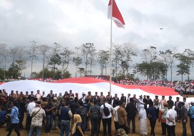 Meriah Kirab Kebangsaan Merah Putih di Situ Lengkong Panjalu