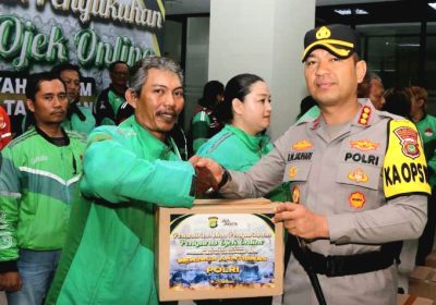 Polres Metro Tangerang Kota Kukuhkan Pengurus Komunitas Ojol