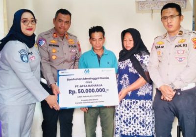 Polres Cirebon Kota dan Jasa Raharja Bantu Korban Kecelakaan Maut​