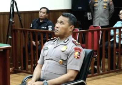 Kompol Kosmas Pelindas Affan Kurniawan Menangis Saat Hakim Jatuhkan Pemecatan
