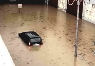 Banjir Landa Bali Empat Orang Hilang dan Dua Ruko Hanyut