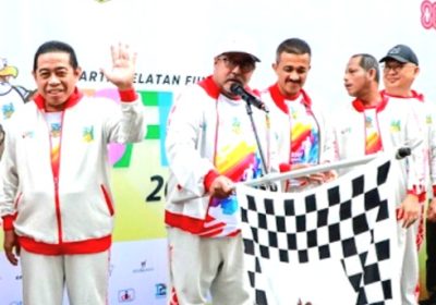 Spektakuler! Funwalk Hari Kesatuan PKK di Ikuti Puluhan Ribu Orang