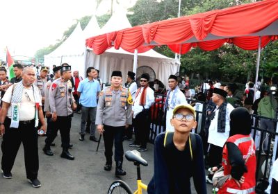 Polisi Humanis Kawal Aksi Solidaritas Palestina di Monas