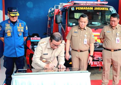 Gubernur Resmikan Pos Damkar di Kebayoran Lama