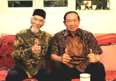 Ketika Pak SBY Sambangi Rumah Legenda Musik Mas Yok Koeswoyo, Kolaborasi Gelar Musik di Pacitan