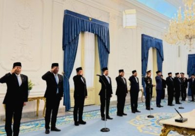 Presiden Prabowo Lantik 10 Anggota Reformasi Polri, Ketua Jimly Asshiddiqie