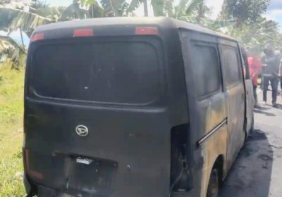 Mobil BNI Bawa Uang Rp1 Miliar Hangus Terbakar di Kabupaten Polewali Mandar Sulawesi Barat