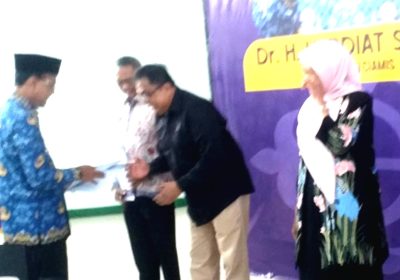 302 ASN Ciamis Purna Tugas Menerima Uang “Kadeudeuh”