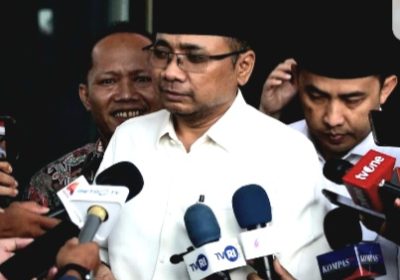 KPK Cekal Ke Luar Negeri Mantan Menag Yaqut Cholil Qoumas
