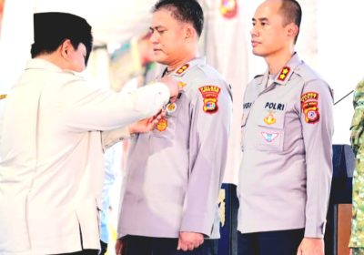 Presiden Prabowo Subianto Anugerahkan Tanda Kehormatan kepada Polri