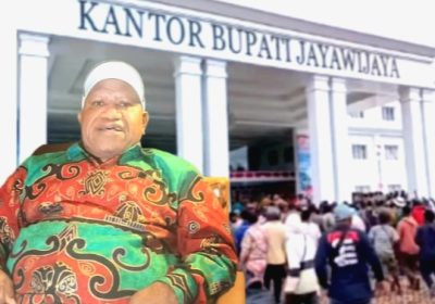 Aksi Demo Bersenjata di Kantor Bupati Jayawijaya, Wabup Ronny Elopere Dikejar Massa