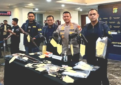 Resmob Ditreskrimum PMJ Bekuk Penjual dan Perakit Senpi Ilegal di Sumedang