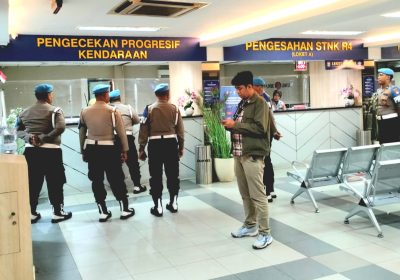 Cegah Praktek Pungli, Provost Polda Metro dan Samsat Jaksel Gelar Patroli Disetiap Loket