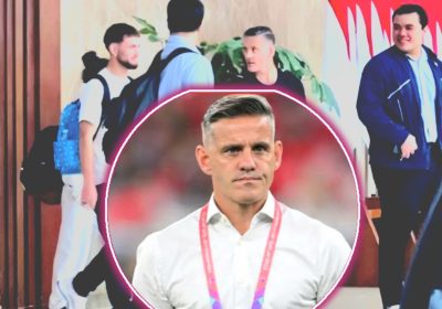 Pelatih Timnas Indonesia John Herdman Tiba di Indonesia Bersama Isteri dan Dua Anaknya
