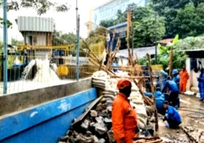 Tanggul Petogogan Jebol Kurang Pengawasan dari Pejabat Setempat Akibatnya Banjir