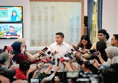 Sekretaris Kabinet Teddy Indra Wijaya: Presiden Prabowo Hanya Gunakan Satu Pesawat Kenegaraan Setiap Kunjungan ke Luar Negeri