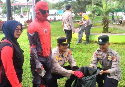 Polsek Cihaurbeuti Polres Ciamis Laksanakan  Arahan Presiden “Jumsih” Ciamis Bersih