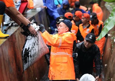 Pemprov DKI Jakarta Gelar Kerja Bakti Massal di Cipinang Melayu Jakarta Timur