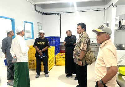 Parkir Seenaknya, Mobil MBG Bikin Macet Jalan H Sibi Jagakarsa