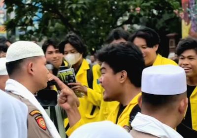 Aksi Demo Mahasiswa di Depan Mabes Polri Diwarnai Provokasi Tapi Polisi Tak Meladeni, Tuntutan Kematian Siswa AT
