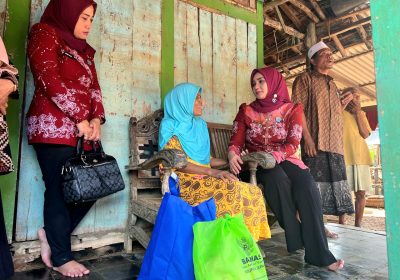 Warga 2 Kecamatan di Jepara Disasar Bantuan Logistik PKK Sahabat Keluarga