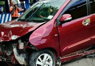 Diduga  Ngantuk Avansa Tabrak Pejalan Kaki dan Dua Motor di Persimpangan Tonjong