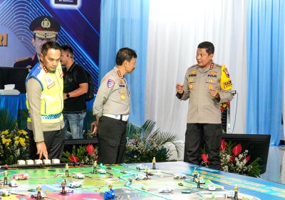 Kunjungi Pos Pengamanan, Kapolda Jateng Tekankan Pelayanan Maksimal kepada Masyarakat