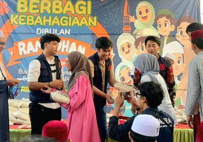 GEMURA Salurkan 100 Paket Beras di Jakbar Respons Nyata Ketidakpastian Global dan Tekanan Harga Pangan