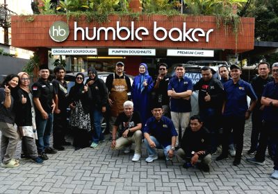 Bikin Haru Jelang Lebaran! Permata Sanny Peduli & YPJI Bagi-bagi 100 Paket untuk Jurnalis