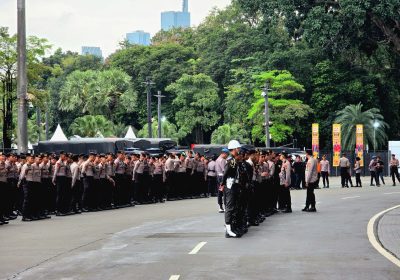 Ribuan Polisi Amankan Pertandingan Timnas Indonesia Vs Saint Kitts & Nevis di GBK