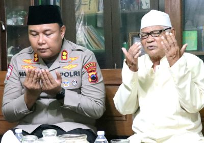 Sambangi Ponpes Al Ikhlas Beran Kapolres Blora Sosialisasikan Rekrutmen Polri Jalur Bakomsus