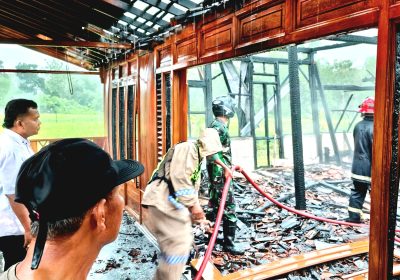 Rumah Kosong di Banjarejo Blora Ludes Terbakar Tersambar Petir