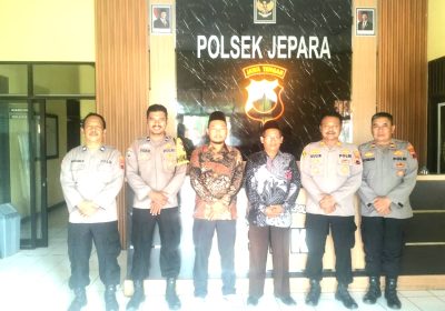Program “Polisi Pendidik” Bhabinkamtibmas Polsek Jepara Kota Kini Jadi Tenaga Pendidik di Sekolah