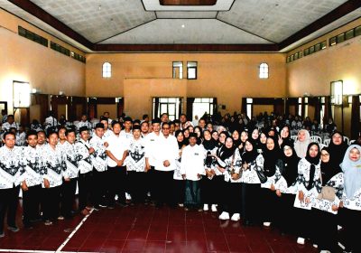 Bupati Lotim Garansi Perpanjangan SK PPPK: “Tidak Boleh Ada yang Dikurangi”