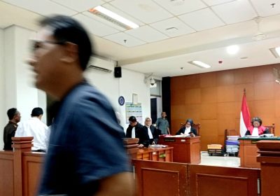 Pemilik Warung Ungkap Penangkapan Rokok Tanpa Cukai di Jakarta Timur