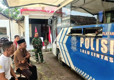 Satlantas Polresta Pati Hadirkan SIM Keliling di Lokasi TMMD 128