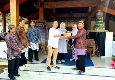 Ledakan 8.455 Gemblong di Kaligarang: Bukan Sekadar Tradisi, Ini Manifestasi “Gila” Gotong Royong Warga!