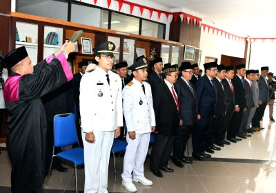 Bupati  Lotim Rotasi 5 Pejabat Eselon II.dan jabatan Administrasi Eselon III