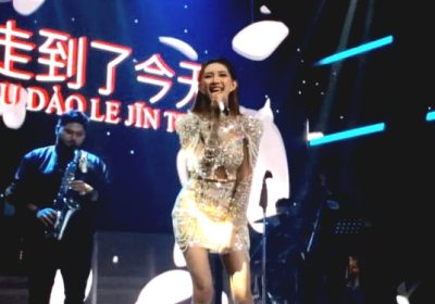 Icha Yang Bikin Heboh Emperor Pluit Bawakan Lagu Mandarin hingga Penonton Bernyanyi Bersama