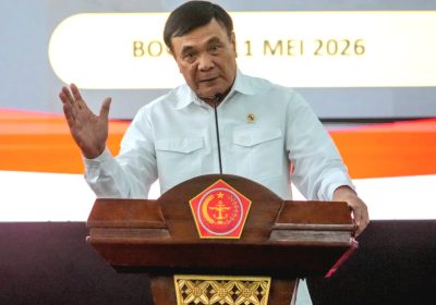 Menko Polkam Djamari Chaniago Kutuk Pembakaran Pesawat AMA Dilakukan KKB